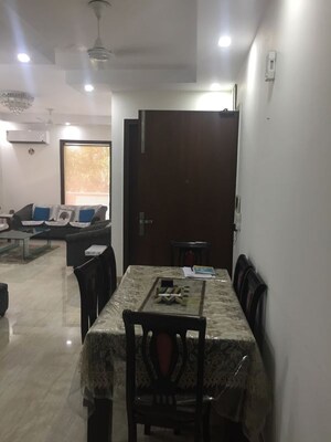 Team Area in 2 BHK Builder Floor at Nehru Enclave – for Rent