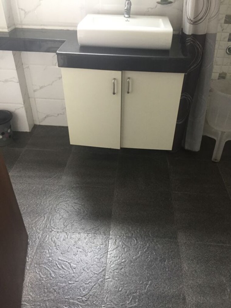 Room, nehru enclave 2 Bedroom 200 Sq.Yd. Builder Floor In Nehru Enclave Delhi 10696736