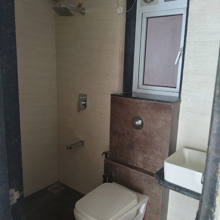 Bathroom, gauri-excellency 1 Bedroom 457 Sq.Ft. Apartment In Kandivali West Mumbai 10696855