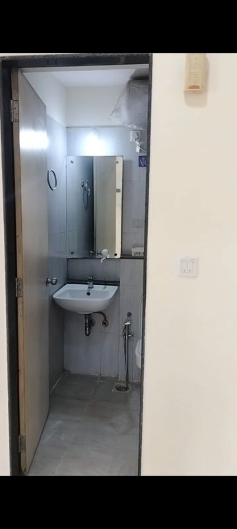 Bathroom, godrej-central 2 Bedroom 737 Sq.Ft. Apartment In Chembur Mumbai 10696865