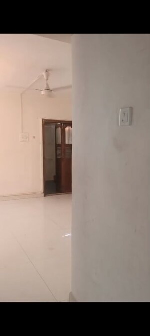 Room in 1 BHK Apartment at Tilak Indrayani, Tilak Nagar – for Rent