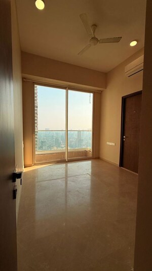 Bedroom in 2 BHK Apartment at Omkar Alta Monte, Malad East – for Rent