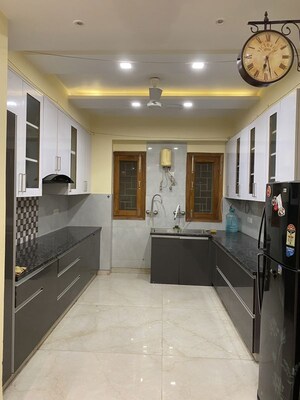 Kitchen in 6+ BHK Independent House at Sector 21c – for Rent