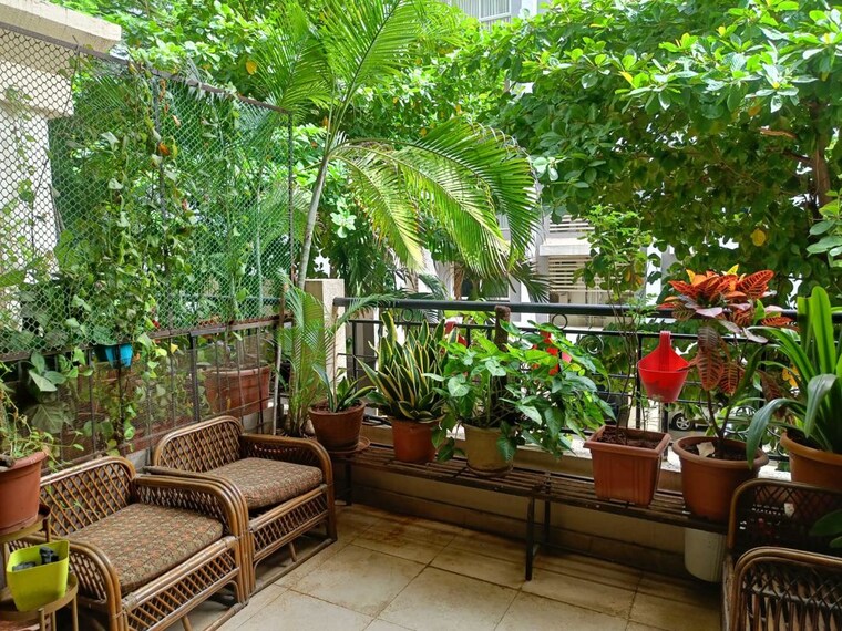 Balcony, magarpatta road 5 Bedroom 2728 Sq.Ft. Apartment In Magarpatta Road Pune 10696932