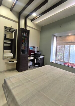 Room in 4 BHK Villa at Pimple Saudagar – for Rent