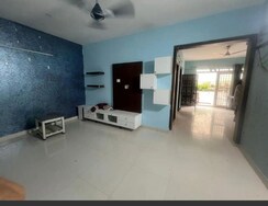 2 BHK Apartment For Rent in Mahaveer Amaze