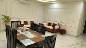 Team Area in 3 BHK Builder Floor at Jakhan – for Rent