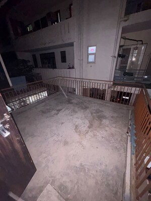 Balcony in 2 BHK Builder Floor at Palam Vihar – for Rent