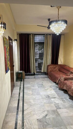 Living Room in 2 BHK Builder Floor at Palam Vihar – for Rent