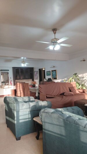 Living Room in 3 BHK Apartment at Konark Classic, Bandra West – for Rent