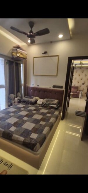 Bedroom in 1 BHK Apartment at Lodha Amara, Kolshet Road – for Sale