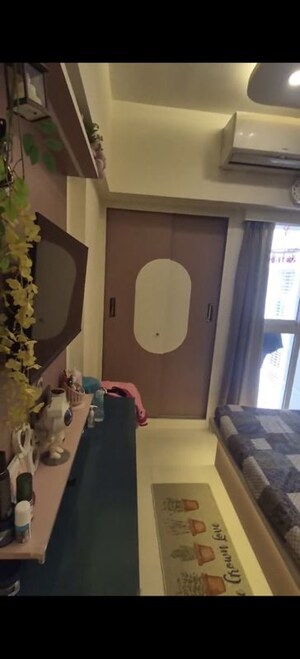 Furnished Amenities in 1 BHK Apartment at Lodha Amara, Kolshet Road – for Sale