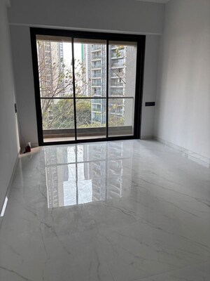 Room in 2 BHK Apartment at H Rishabraj Serenity Decks, Goregaon East – for Rent