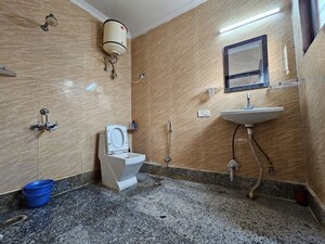 Bathroom in 1 BHK Apartment at Neb Sarai – for Rent