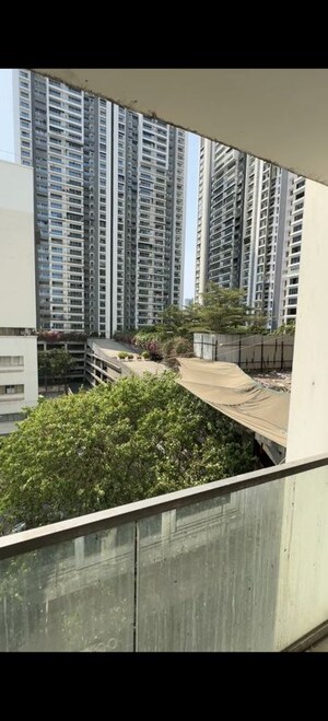 Balcony in 2 BHK Apartment at Sheth Avalon, Laxmi Nagar – for Sale