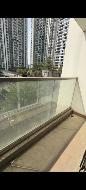 Balcony in 2 BHK Apartment at Sheth Avalon, Laxmi Nagar – for Sale