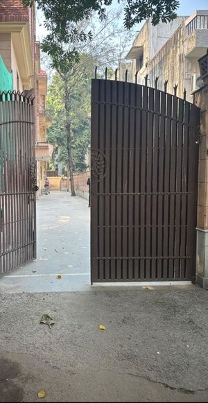 3 BHK Builder Floor For Sale in Hauz Khas