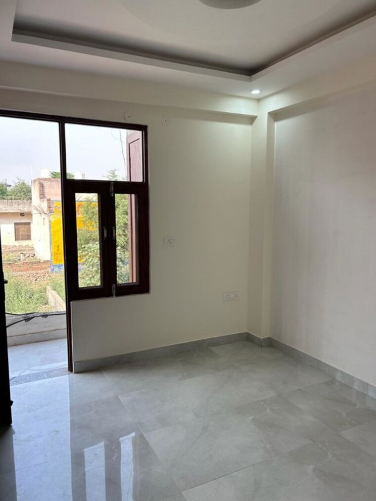 Room, posh colony 2 Bedroom 1000 Sq.Ft. Independent House In Posh Colony Vrindavan 10697033