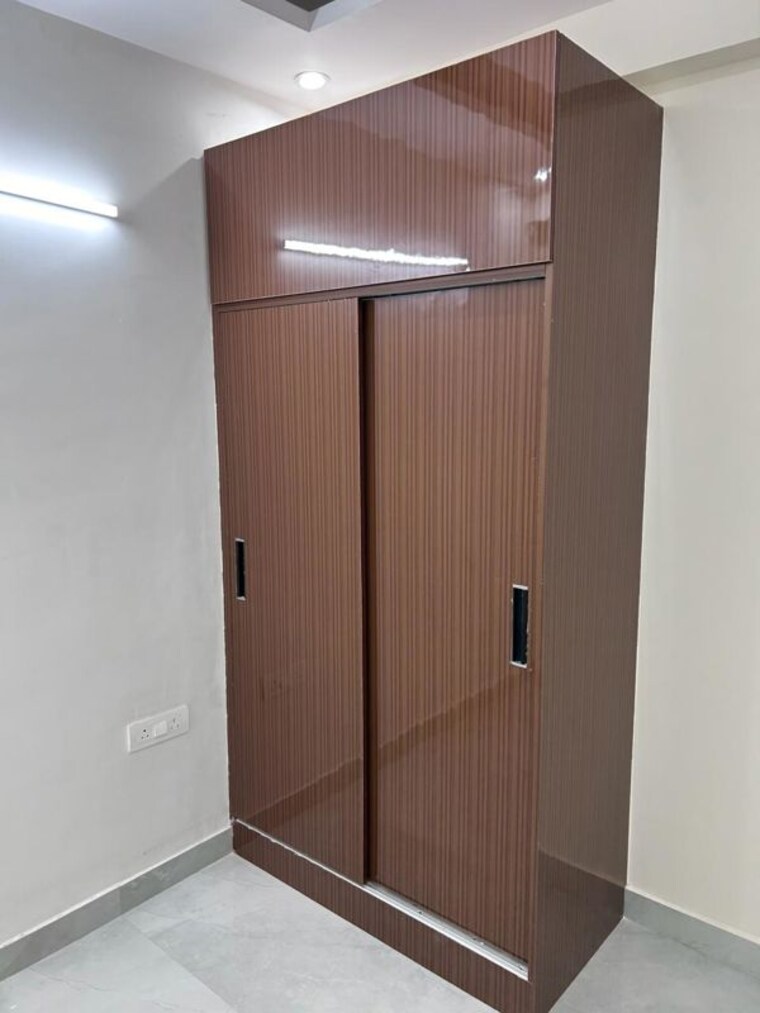 Room, posh colony 2 Bedroom 1000 Sq.Ft. Independent House In Posh Colony Vrindavan 10697033