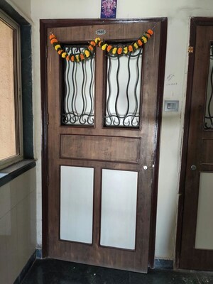Building Lobby in 1 BHK Apartment at Agarwal Trinity Towers, Malad West – for Rent