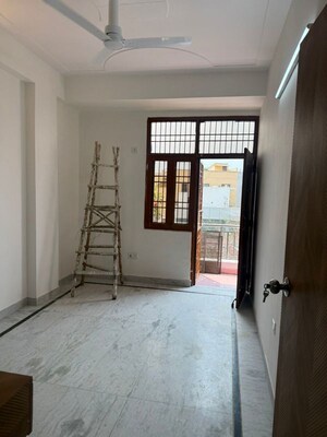 Room in 3 BHK Builder Floor at Niti Khand I – for Sale