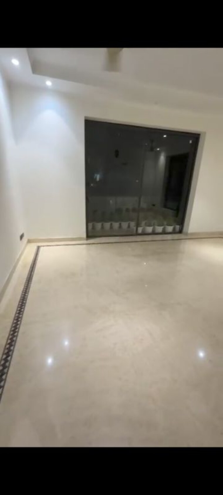 Room, rwa-apartments-sector-19 3 Bedroom 2500 Sq.Ft. Builder Floor In Sector 19 Noida 10697068