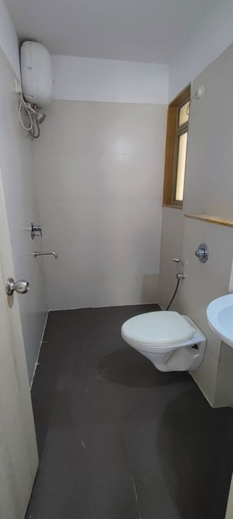Bathroom, lodha-casa-rio 1.5 Bedroom 574 Sq.Ft. Apartment In Dombivli East Thane 10697064