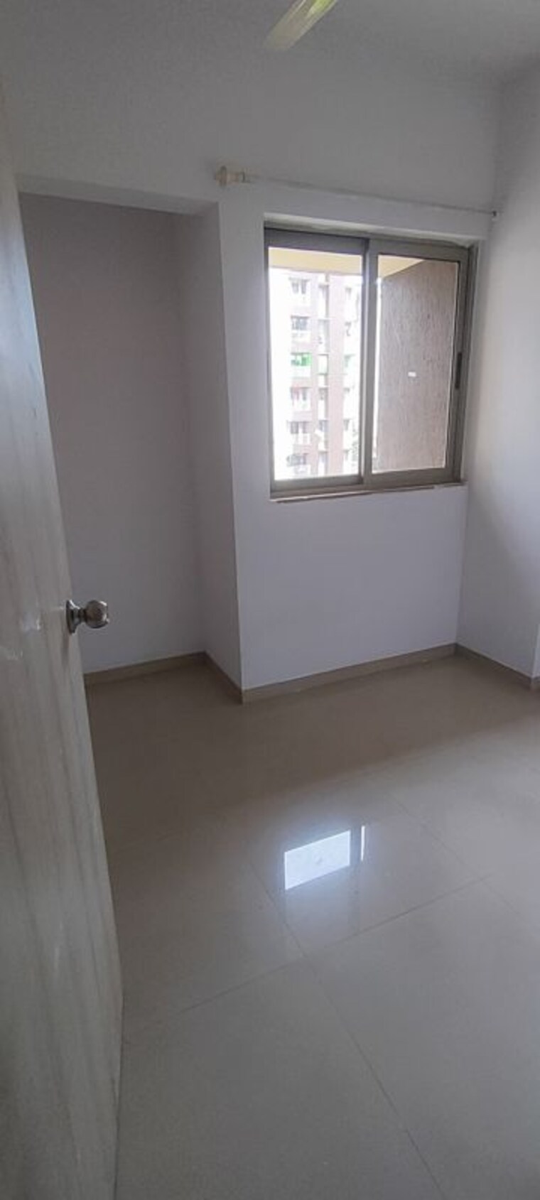 Room, lodha-casa-rio 1.5 Bedroom 574 Sq.Ft. Apartment In Dombivli East Thane 10697064