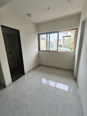  Office Space For Rent in Bhagwati Shiv Anand, Tembhi Naka
