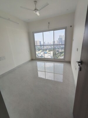 Room in 2 BHK Apartment at Alliance Abhimanyu, Malad West – for Rent
