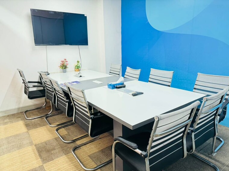 Team Area, sector 2 Commercial Office Space 2100 Sq.Ft. In Sector 2 Noida 10697124