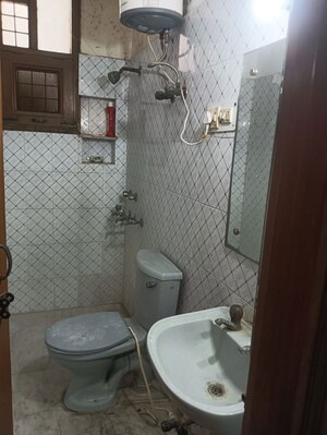 Bathroom in 2.5 BHK Independent House at Varun Enclave, Sector 28 – for Rent