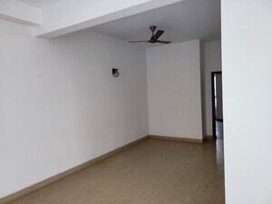 Room in 3 BHK Independent House at 3C Lotus Boulevard, Sector 100 – for Rent