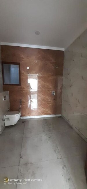 Master Bedroom in 4 BHK Independent House at Sector 46 – for Rent