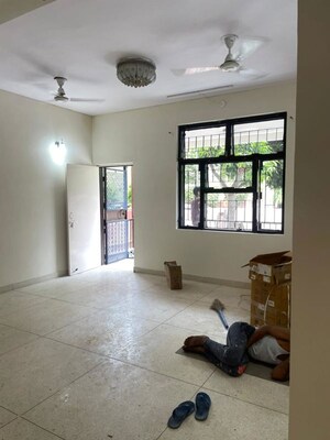Living Room in 3 BHK Independent House at RWA Apartments Sector 61, Sector 61 – for Rent