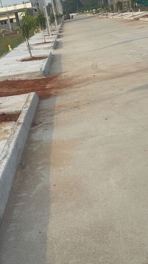   Plot at Pathapadu – for Sale