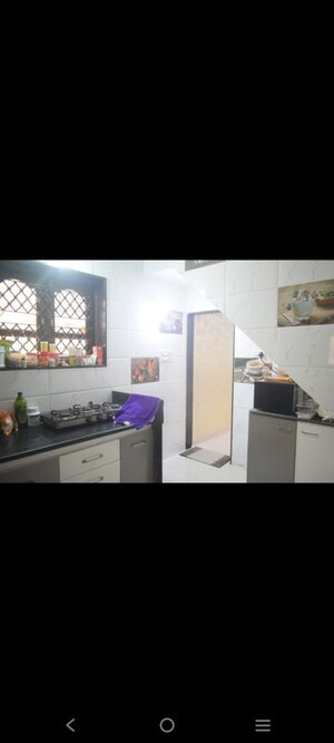 Kitchen in 4 BHK Villa at Sun Orbit, Bodakdev – for Rent