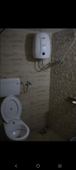 Bathroom in 4 BHK Villa at Sun Orbit, Bodakdev – for Rent