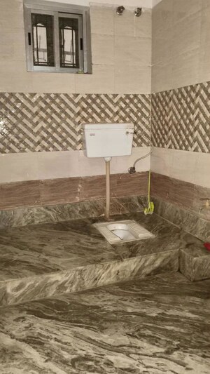 Bathroom in 3 BHK Independent House at Chiraundi – for Rent