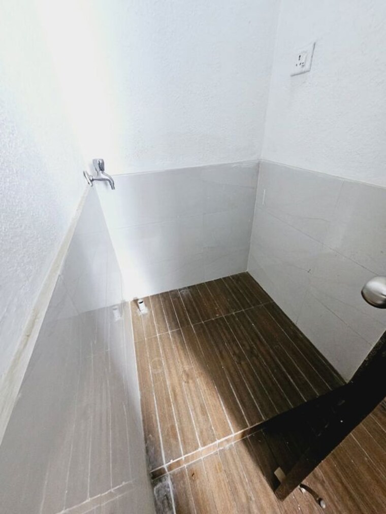 Bathroom, venkatesh-graffiti 3 Bedroom 1332 Sq.Ft. Apartment In Keshav Nagar Pune 10697285