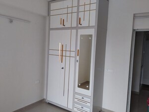 Room in 2 BHK Apartment at Conscient Habitat 102, Sector 102 – for Sale