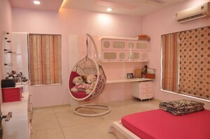 Bedroom in 4 BHK Villa at Paldi – for Rent