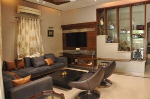 4 BHK Villa For Rent in Paldi