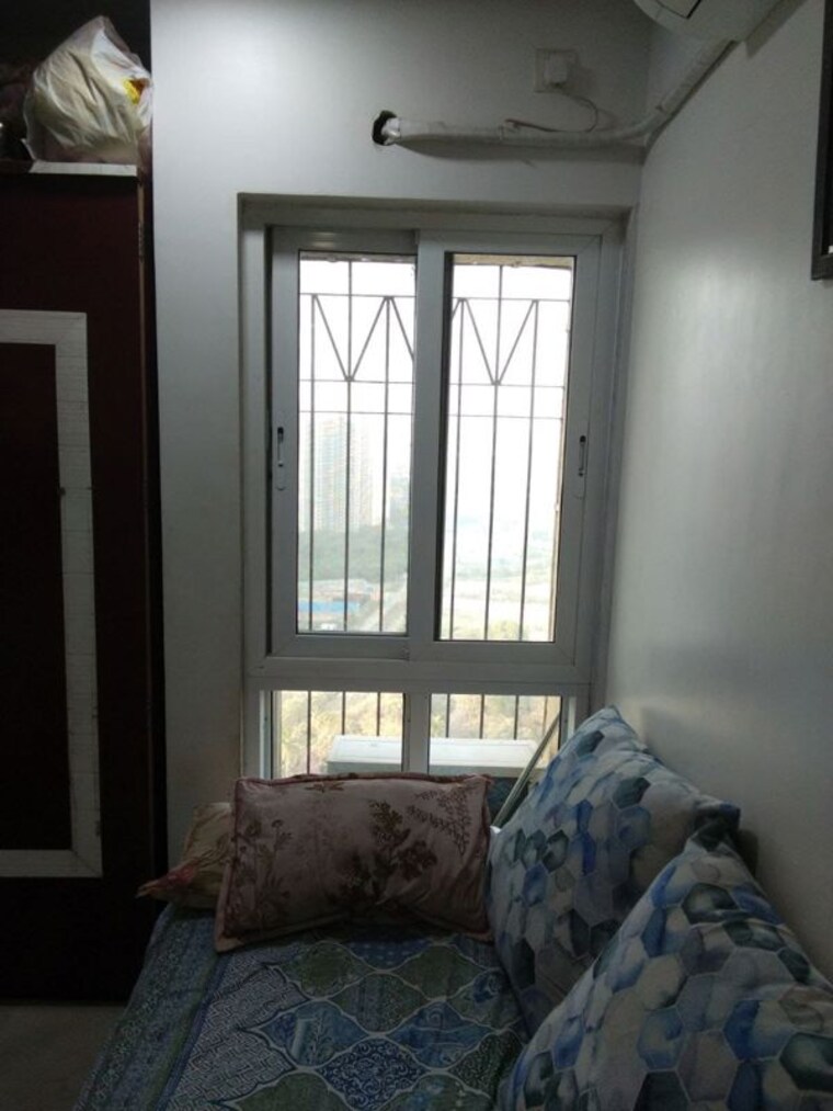 Bedroom, dosti-oak 2 Bedroom 575 Sq.Ft. Apartment In Balkum Pada Thane 10697358