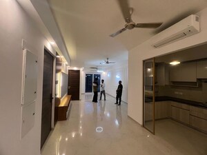 Building Lobby in 3.5 BHK Apartment at Smart World Orchard, Sector 61 – for Rent
