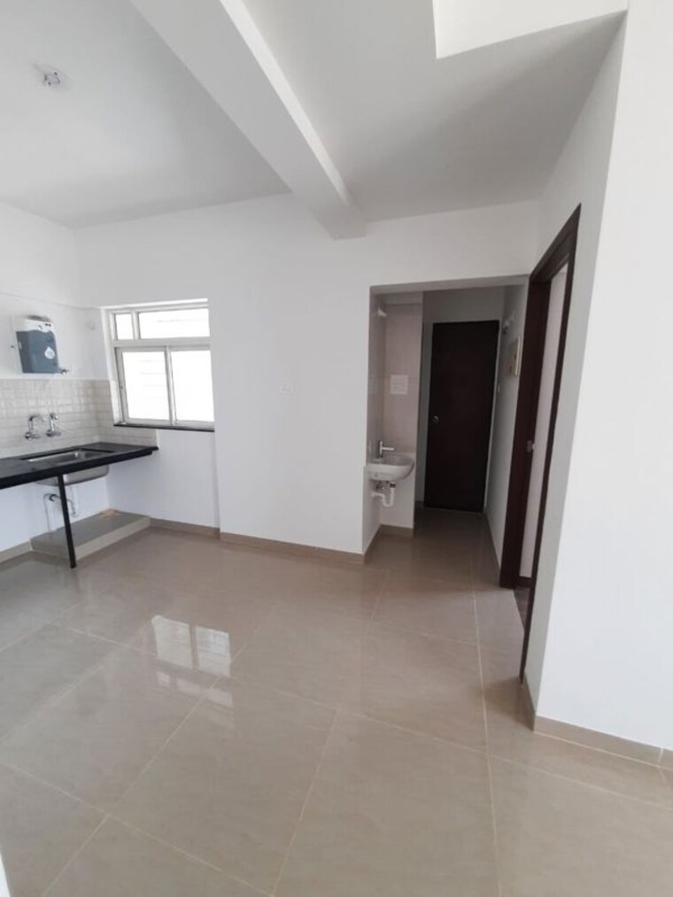 Room, kolte-patil-three-jewels 1 Bedroom 405 Sq.Ft. Apartment In Kondhwa Pune 10697381