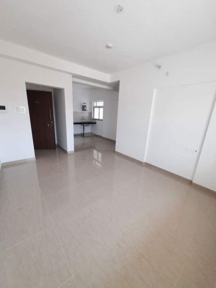 Room, kolte-patil-three-jewels 1 Bedroom 405 Sq.Ft. Apartment In Kondhwa Pune 10697381