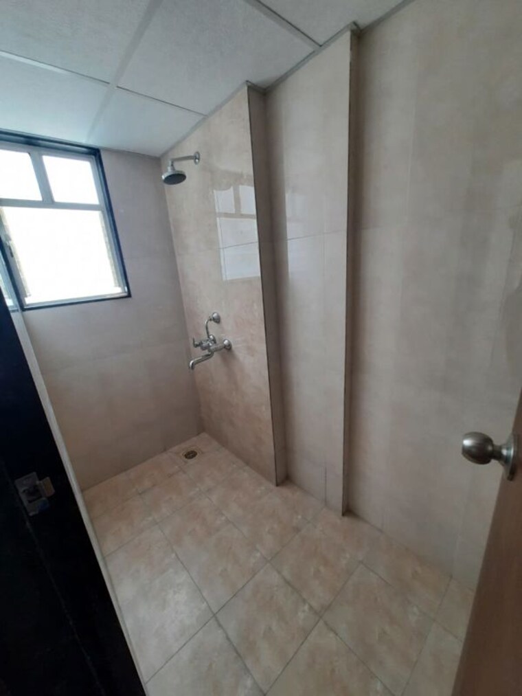 Bathroom, kolte-patil-three-jewels 1 Bedroom 405 Sq.Ft. Apartment In Kondhwa Pune 10697381
