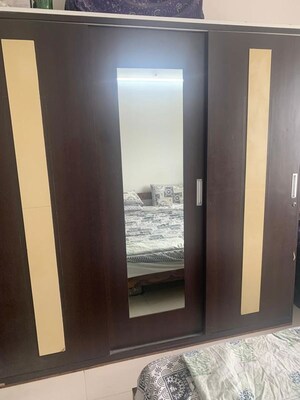 Room in 3 BHK Apartment at Kanakia Levels, Malad East – for Rent