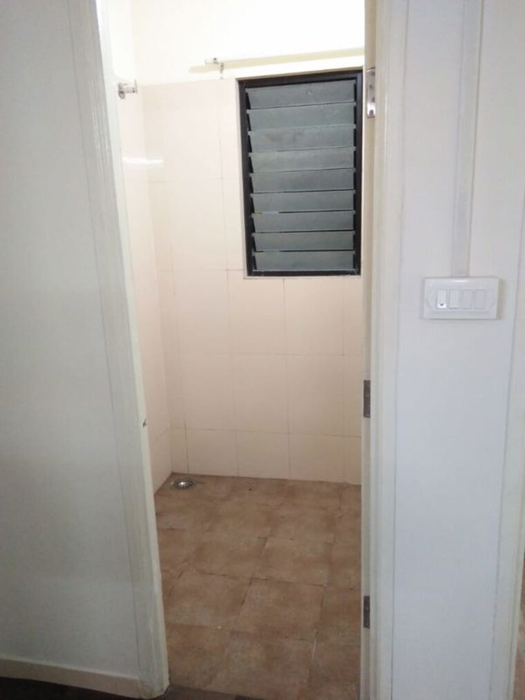 Bathroom, duville-riverdale 1 Bedroom 493 Sq.Ft. Apartment In Kharadi Pune 10697404
